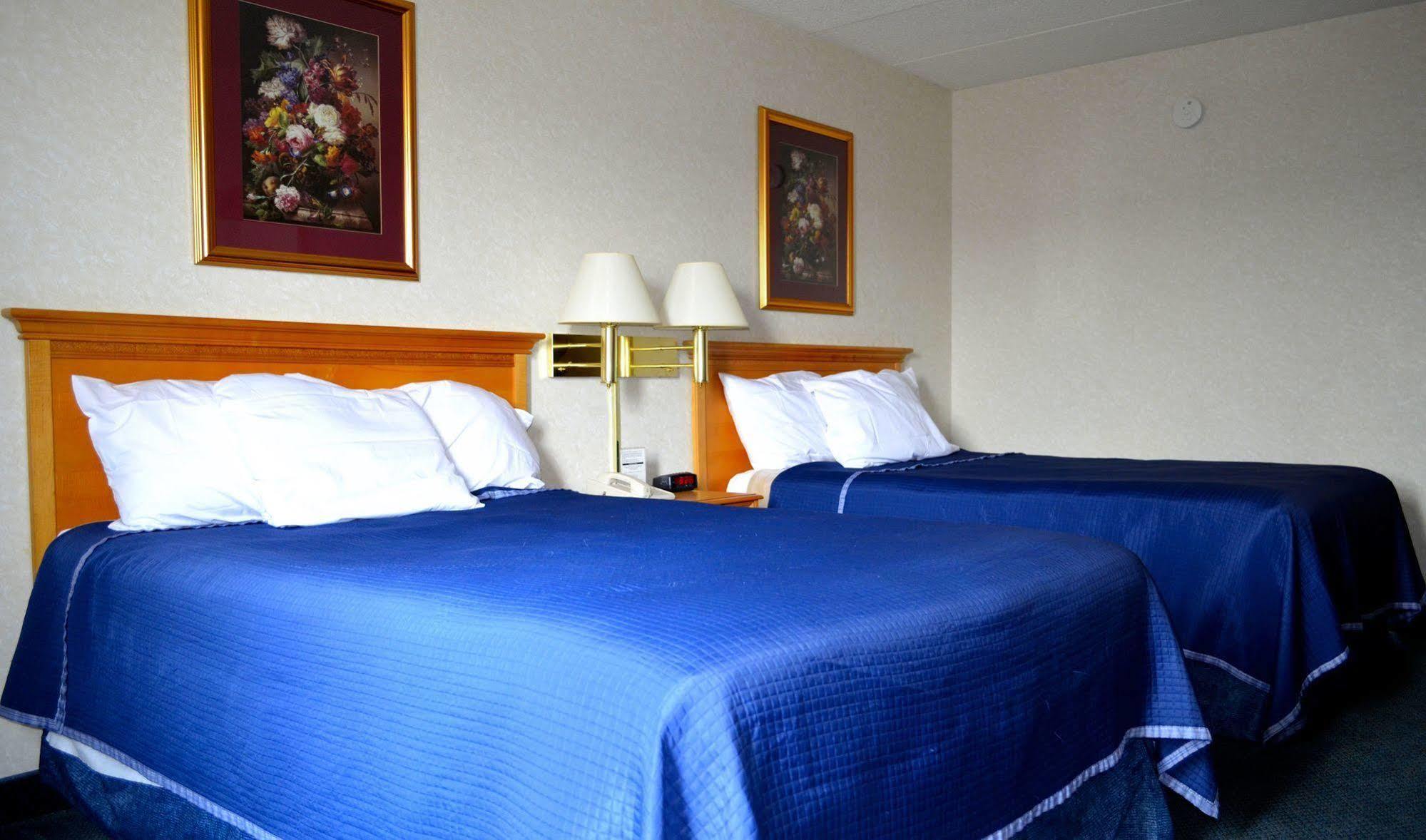 Super 8 By Wyndham Frederick Hotel Kültér fotó